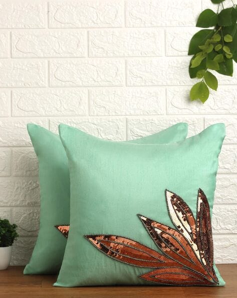 Sea shop green cushions