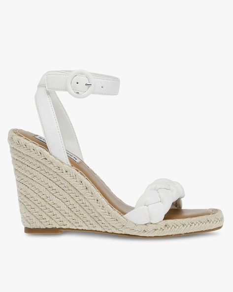 Steve madden best sale white wedges