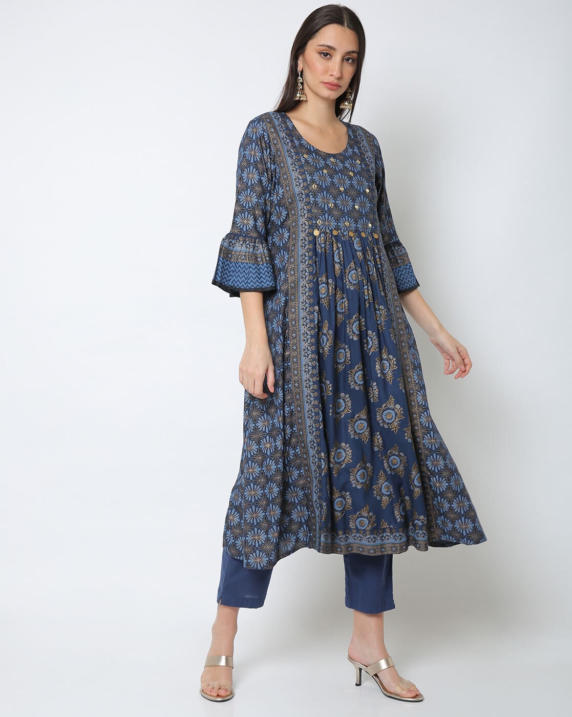 Nisha Recommends : AVAASA MIX N' MATCH Floral Print Flared Kurta with Bell Sleeves