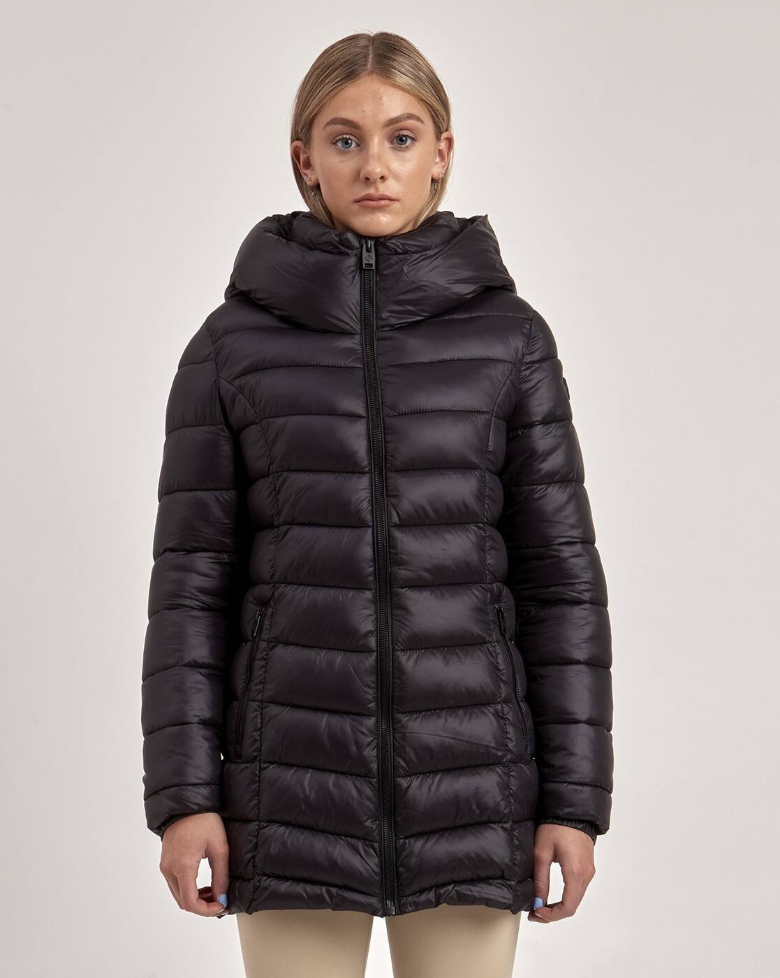 【新品タグ付き】On Zero Jacket Black レディース完売Mサイズ -1117Wx1400H-460928857-black-