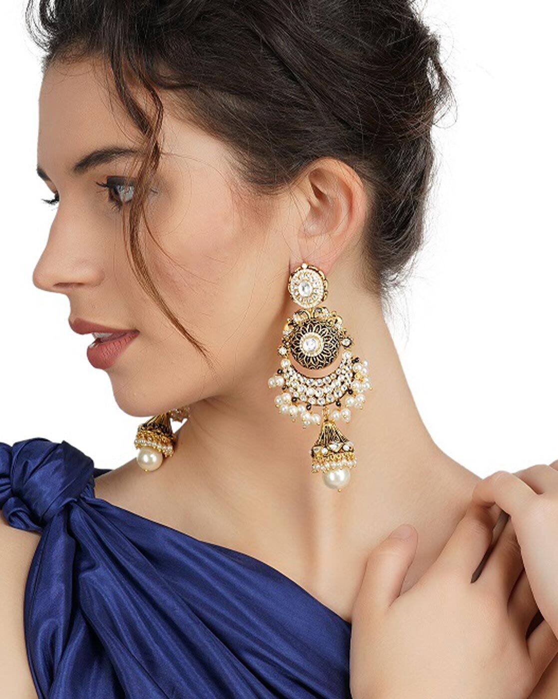 Share 71+ gold chandni earrings best 3tdesign.edu.vn