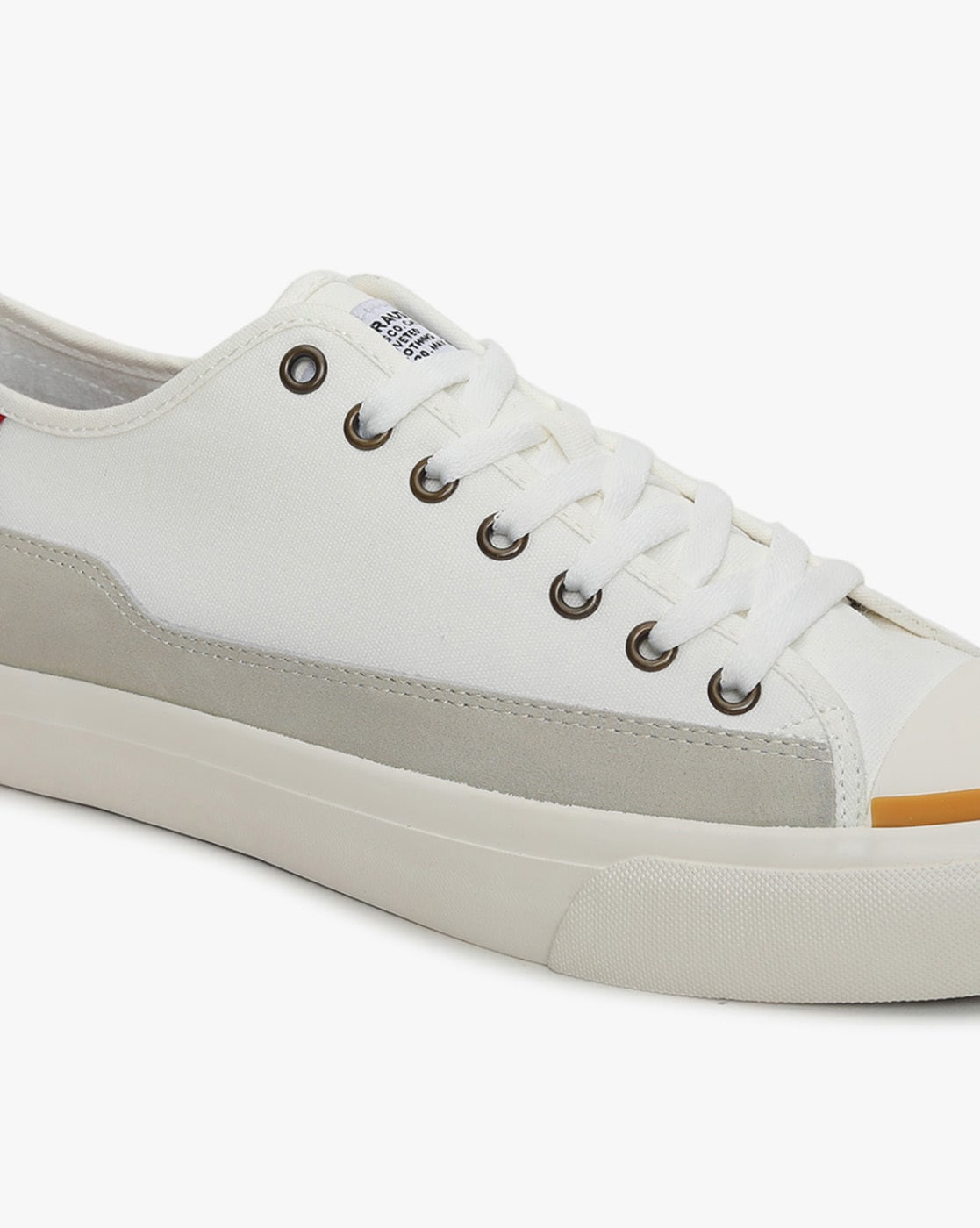Courage Mens Low Cut White Leather Sneaker
