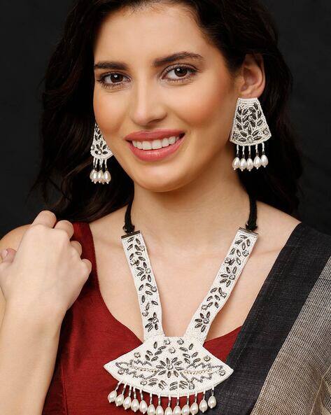 DHROHAR Embellished Jewellery Sets