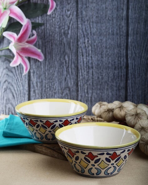 Set of 2 Ceramic Taper Shaped Serving Bowls