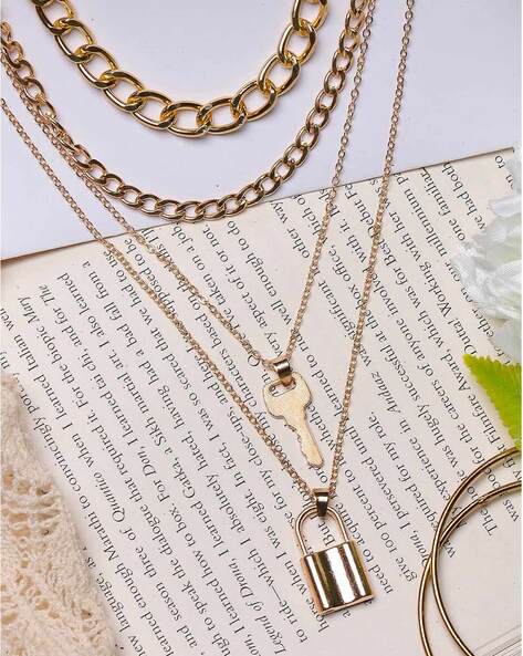 Working lock and key on sale necklace