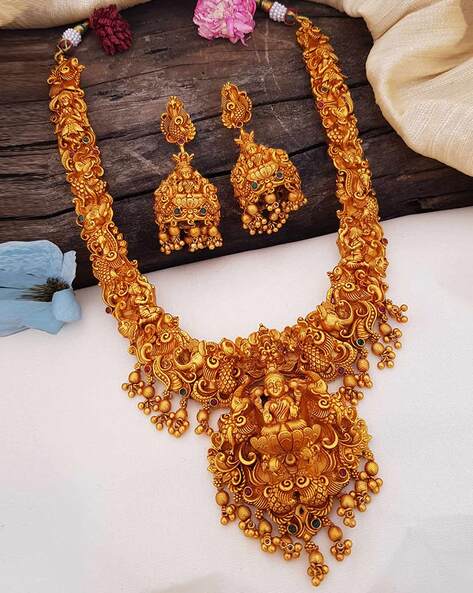 Buy Gold plated Imitation Jewelry Set Most Elegant Necklace Combo Online -  Griiham