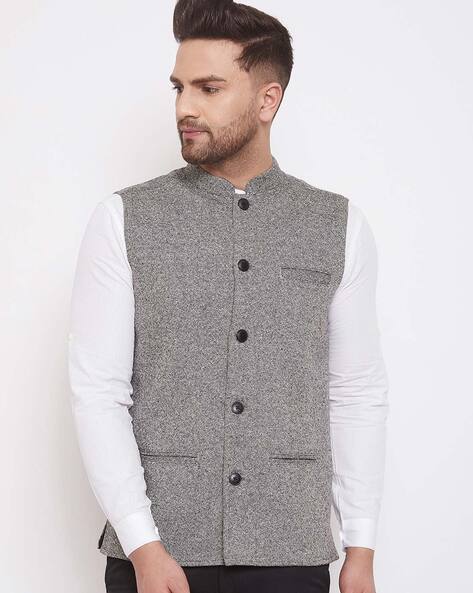 Even Insert Pockets Textured Nehru jacket