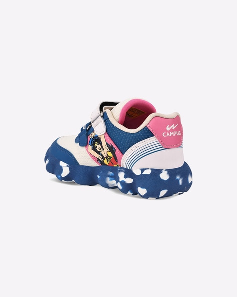 Girls wonder woman on sale shoes