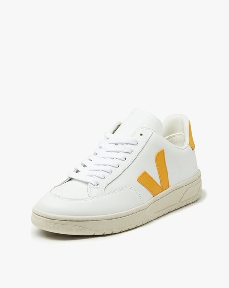 Veja V-12 Low Top Sneaker (Men)