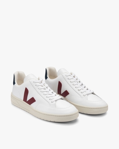 Veja V-12 Low Top Sneaker (Men)