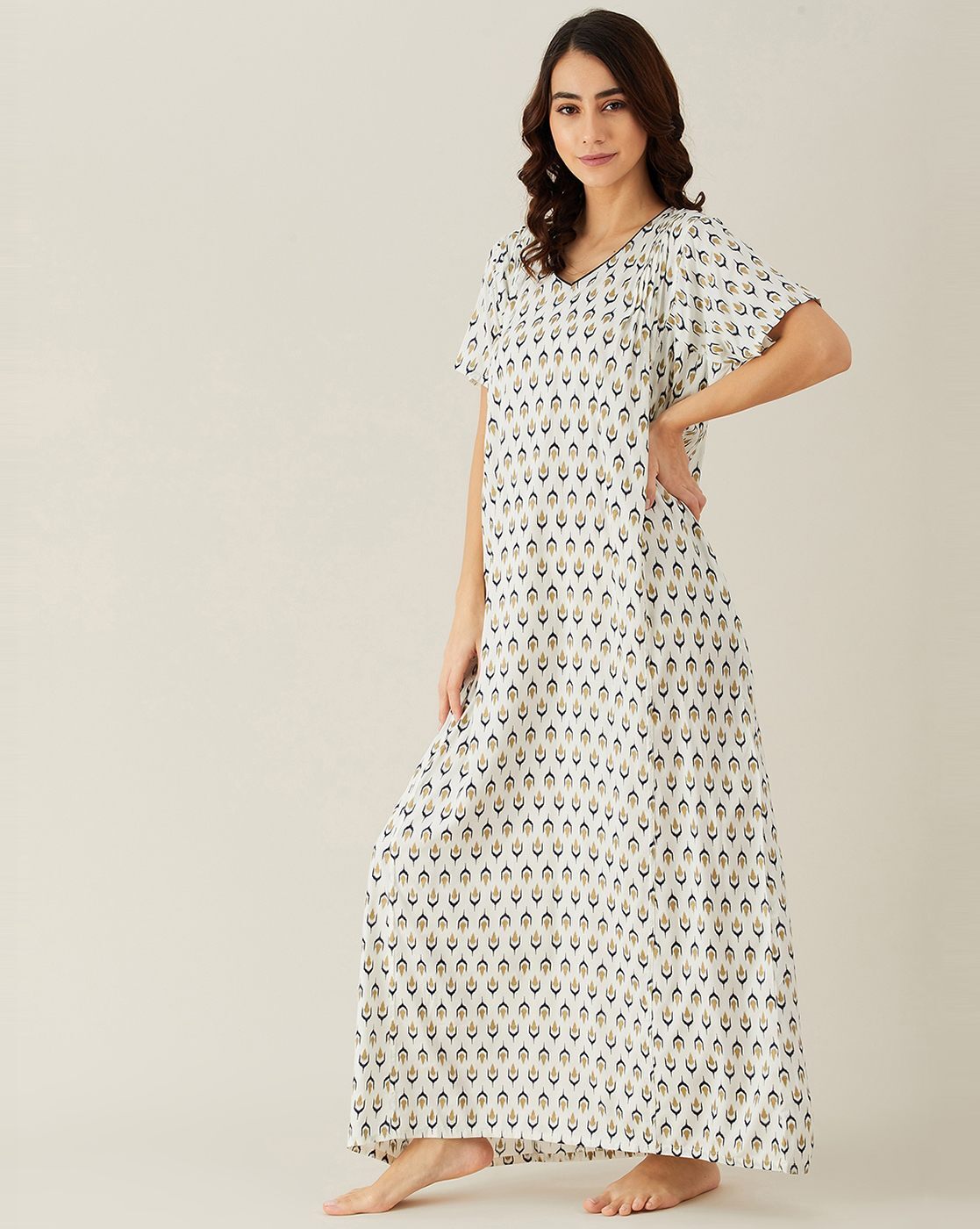 Buy White Nightshirtsu0026Nighties for Women by The Kaftan Company Online |  Ajio.com