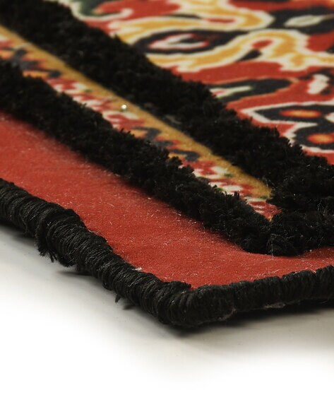 Buy Black Rugs, Carpets & Dhurries for Home & Kitchen by AAZEEM Online