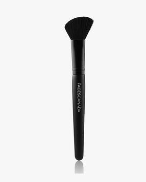 faces canada Blush Brush-picture-39