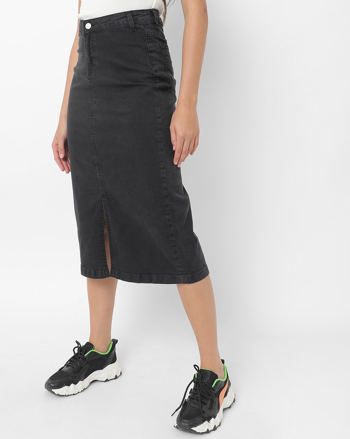 Levi's® Icon Denim Mini Skirt in 2023 | Denim mini skirt, Mini skirts, Denim  skirt outfits