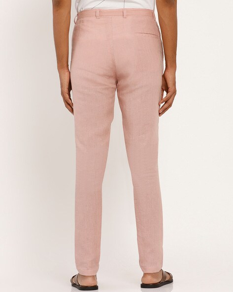 I want peach pants and those boat shoes...stat. | Mens outfits, Mens  attire, Earth tone clothes