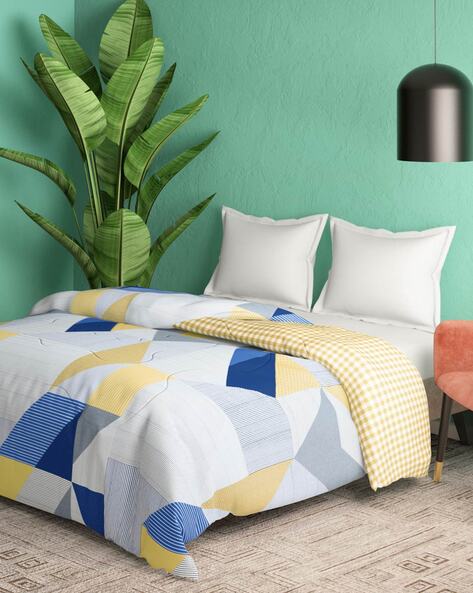 Buy Multicoloured Blankets, Dohars & Quilts for Home & Kitchen by PORTICO  Online