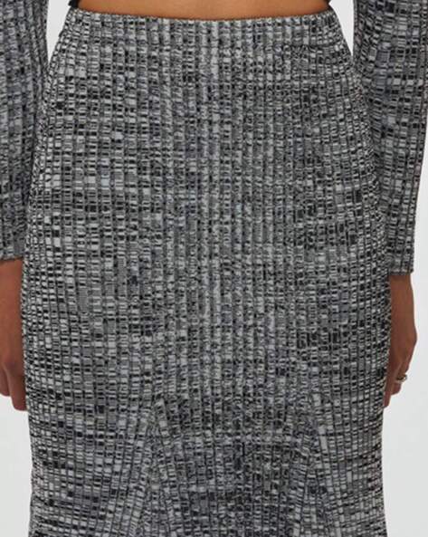 gray knit skirt