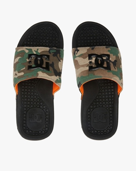 Camo slide hot sale on shoes