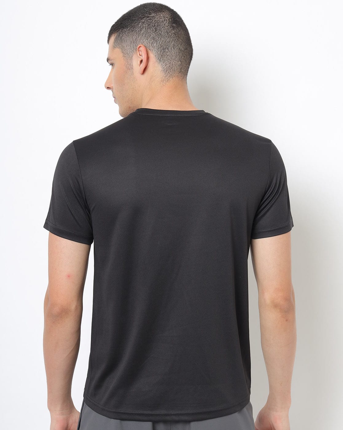 jet black t shirt