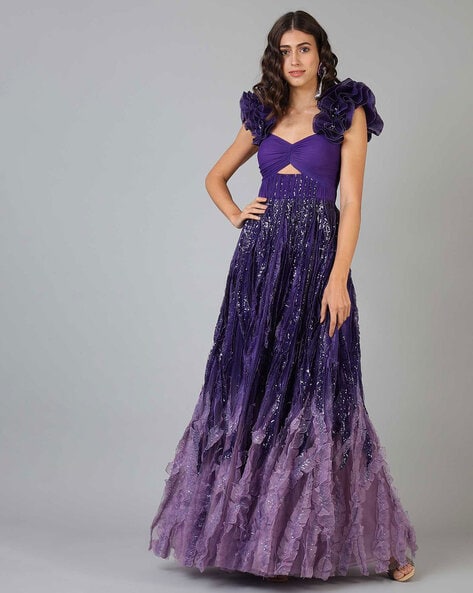 Purple dress Stock Photos, Royalty Free Purple dress Images | Depositphotos