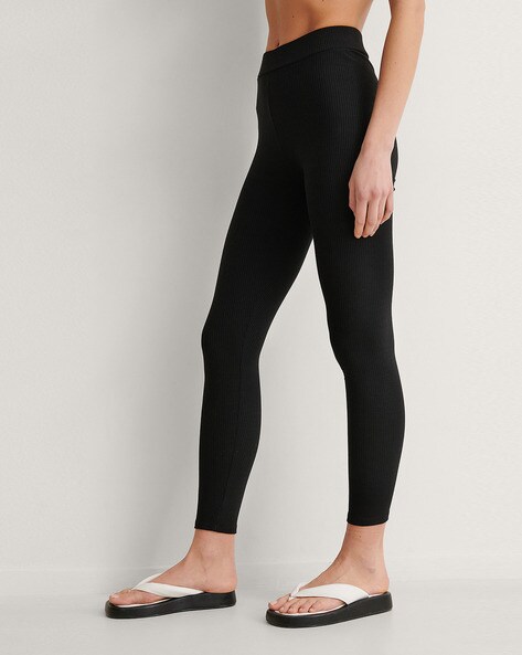 High-Rise Leggings with Insert Pockets