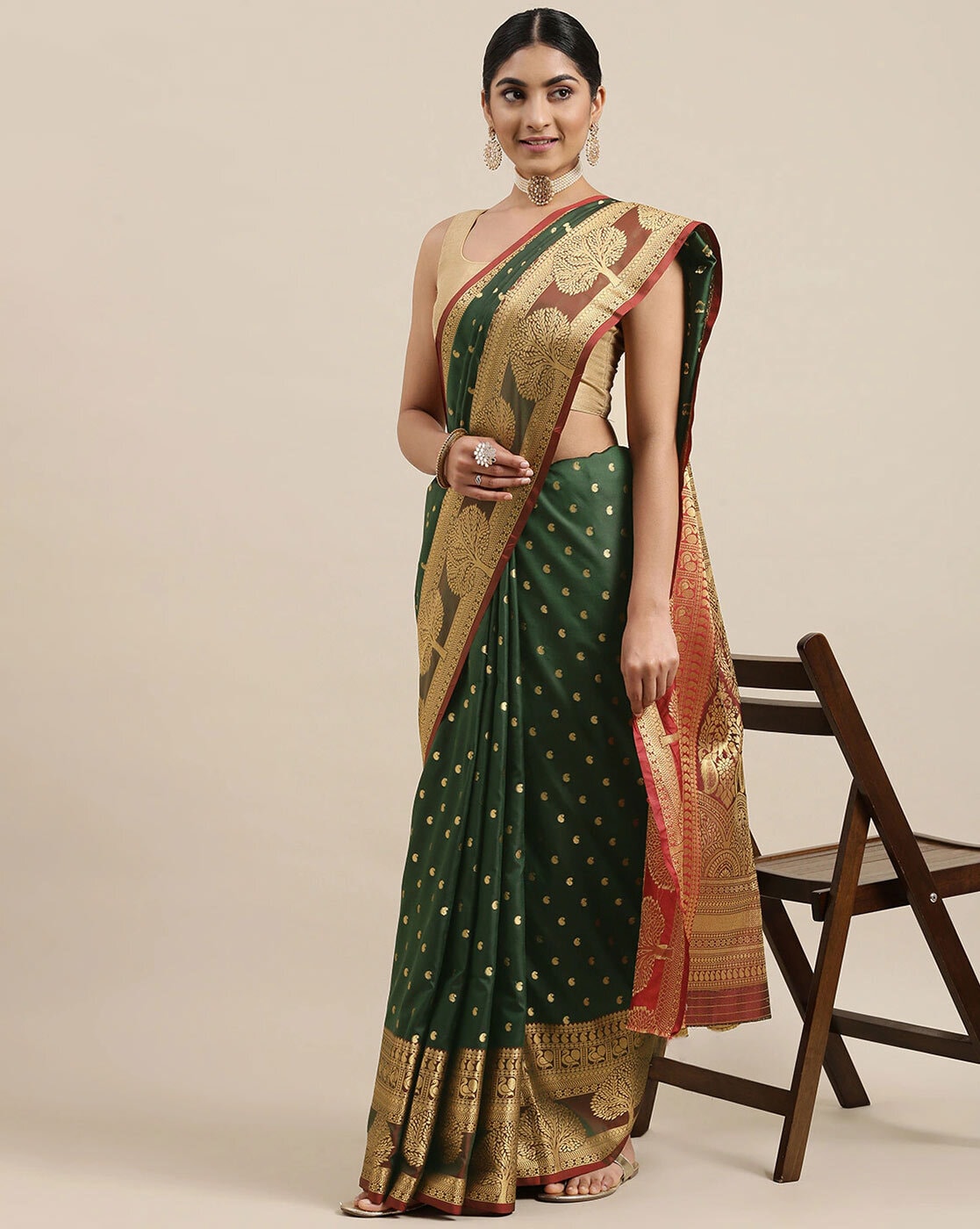 Buy Green Sarees for Women by Kishori Online | Ajio.com