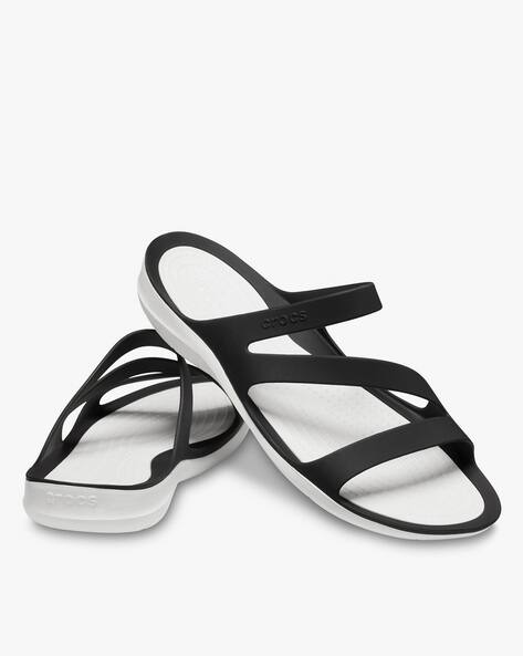 Buy Black Flat Sandals for Women by CROCS Online | Ajio.com