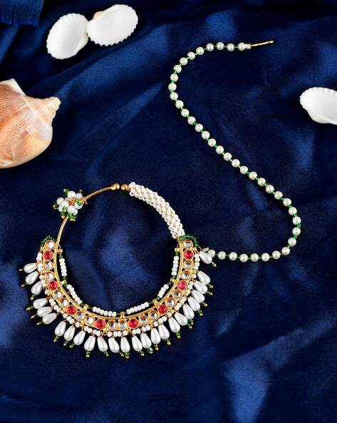 The very famous “Tehri nath” in all its glory | Kundan jewellery bridal,  Bridal fashion jewelry, Indian bridal jewelry kundan