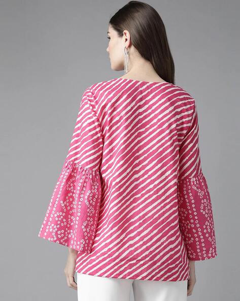 wide sleeve top