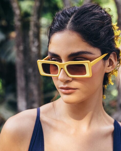 Le Specs Luxe Airy Canary Sunglasses | INTERMIX®