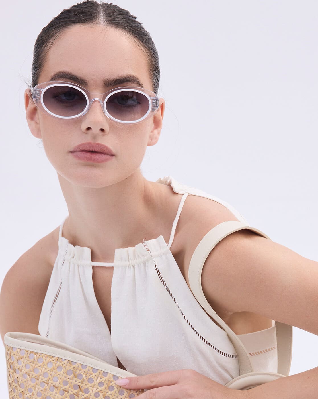 Cult Gaia Katka Oval Sunglasse Buy Cult Gaia Katka Oval Sunglasses | White Color Women  main image 4