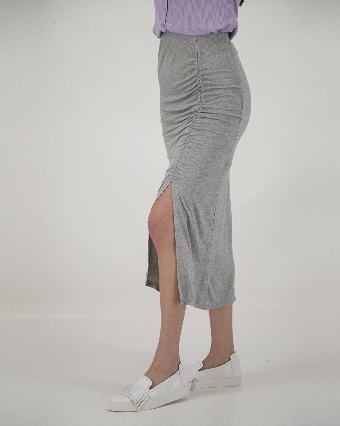 ribbed grey skirt