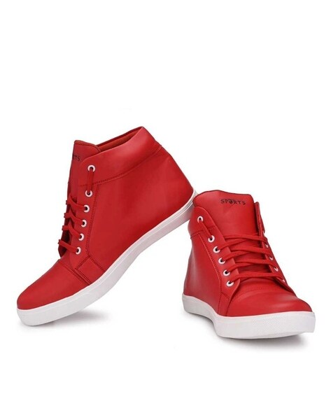 Taylor Swift Collaborates With Keds On Red Sneakers