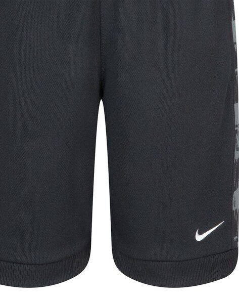 Nike flat hotsell front shorts