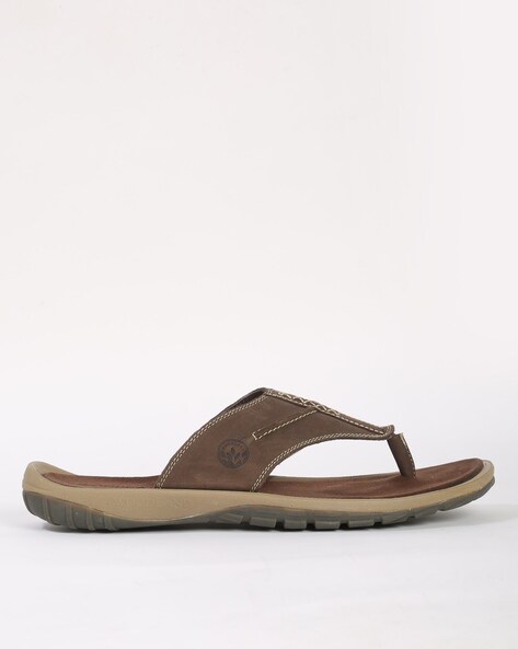 tata cliq woodland sandals