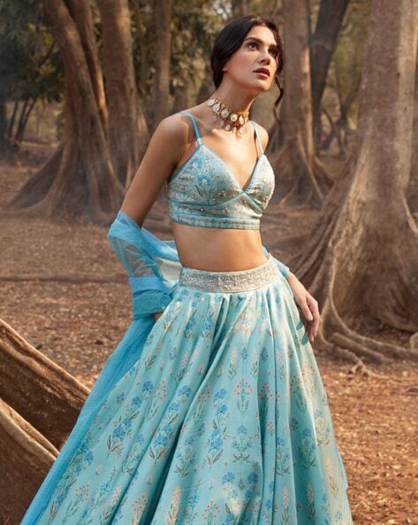 23 Most Gorgeous Anita Dongre Lehengas you'll Definitely fall for! |  WeddingBazaar