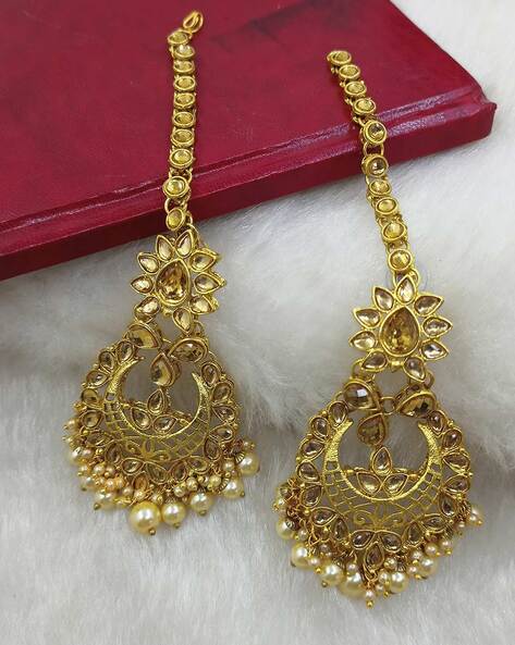 Gold Bridal Earrings for a Glamorous Wedding