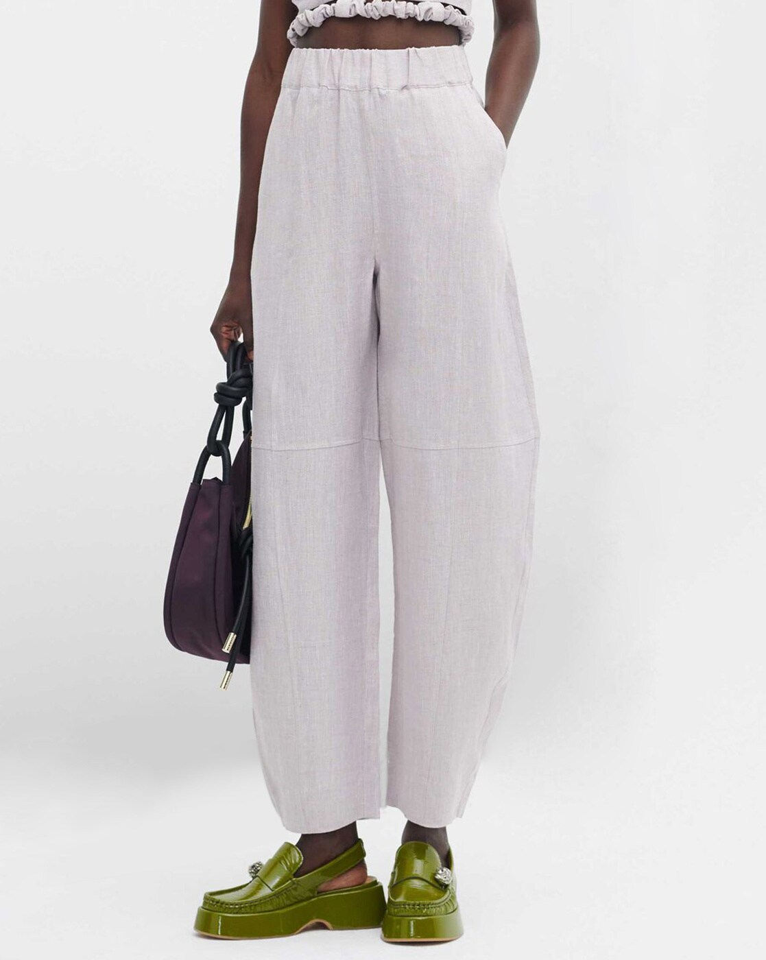 High waisted Zara trousers on a short girl 52 size 24 shortgirl    TikTok