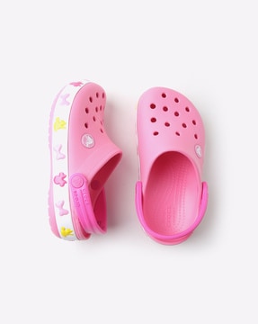 Girls 2024 pink crocs