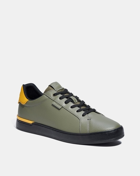 Lowline Low Top Sneaker