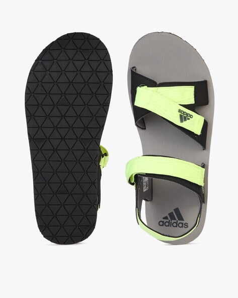 Velcro on sale adidas slides