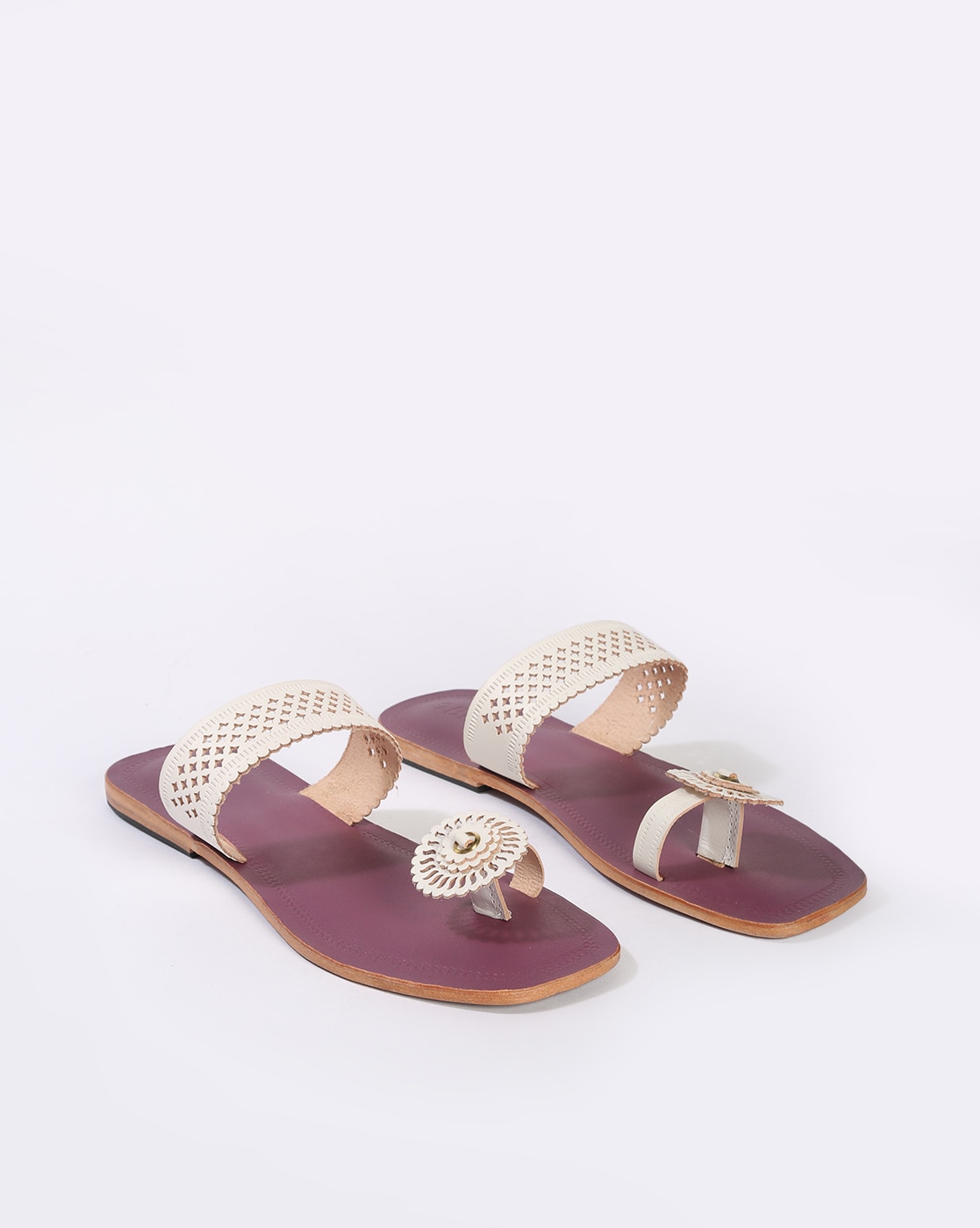 FLOY Women Chappal Fancy Ladies Flat Sandals, For Footwear, Size: 37-42 at  Rs 275/pair in Kochi