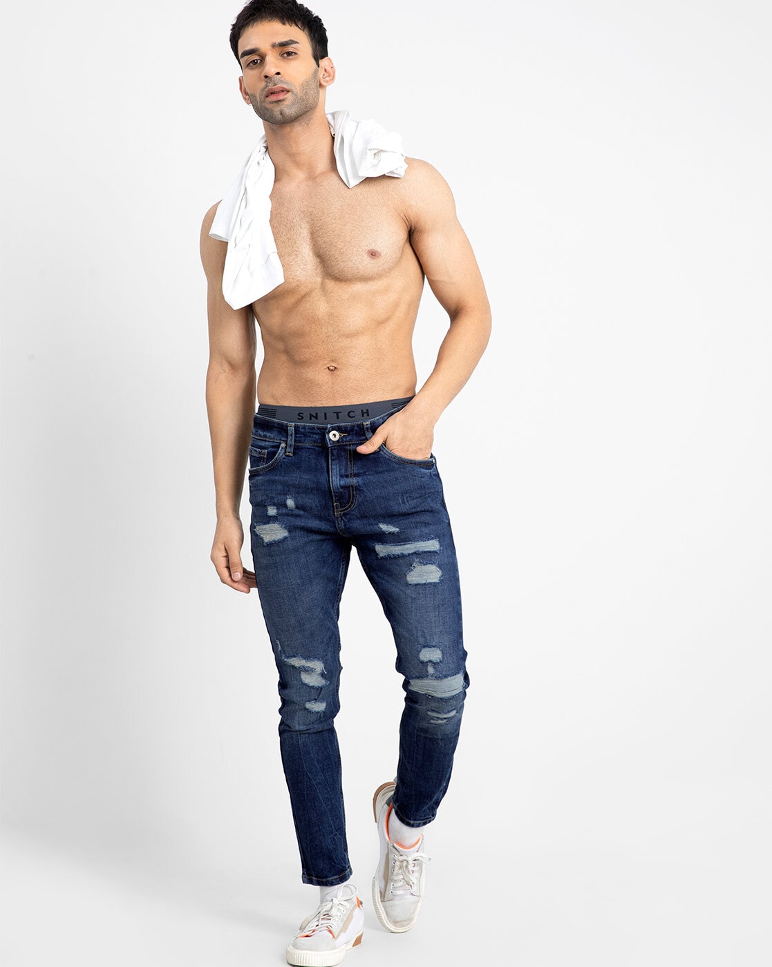 Buy Blue Jeans for Men by SNITCH Online 