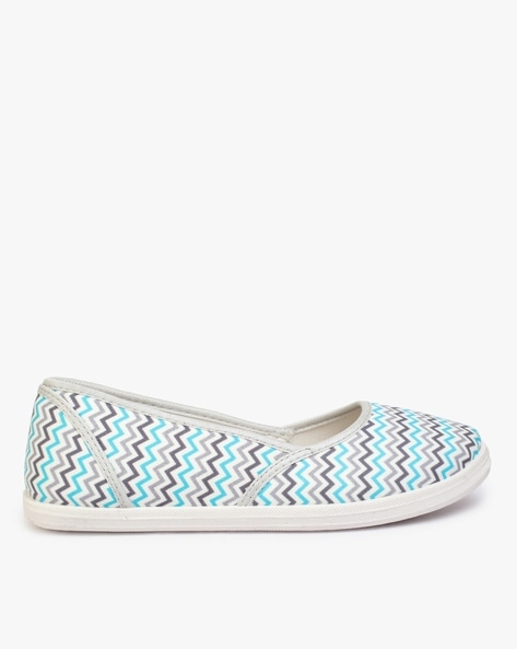 Hi-attitude Chevron Print Panelled Ballerinas