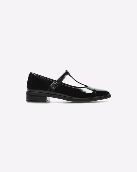 Buy Black Casual Shoes for Girls by CLARKS Online