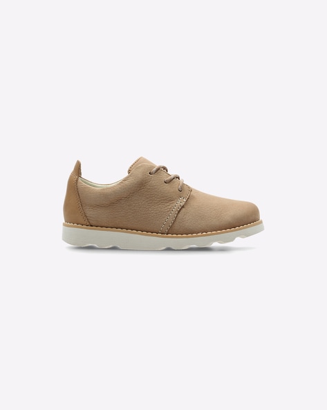 Ajio clarks deals