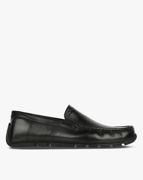 Logo Embossed Round-Toe Driver Loafers