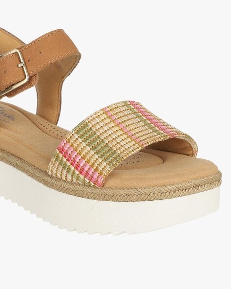 Tan hot sale flatform sandals