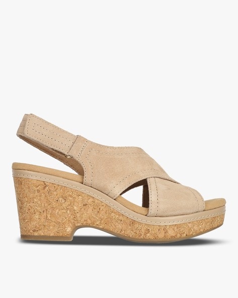 Clarks store beige wedges