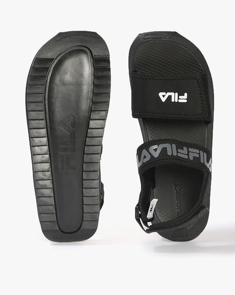 Black discount fila sandals